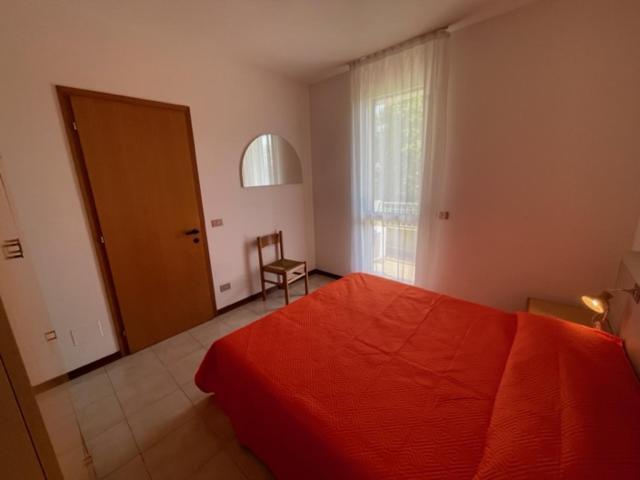 Apartament With Swimming Pool Lägenhet Caorle Exteriör bild